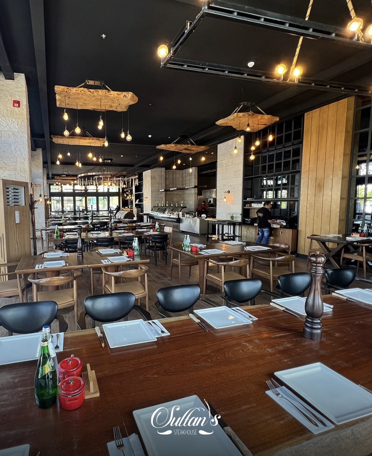 Sultan's Steakhouse dining room
